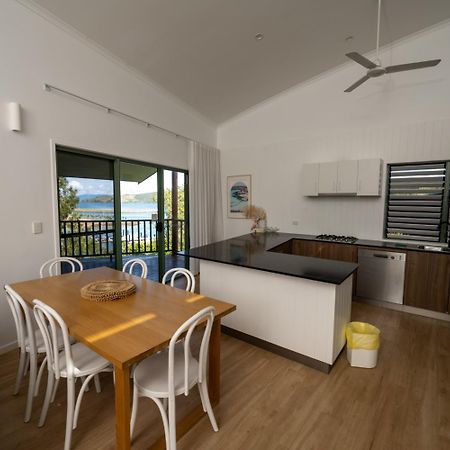 Casuarina Cove Apartments Hamilton Island Exterior photo
