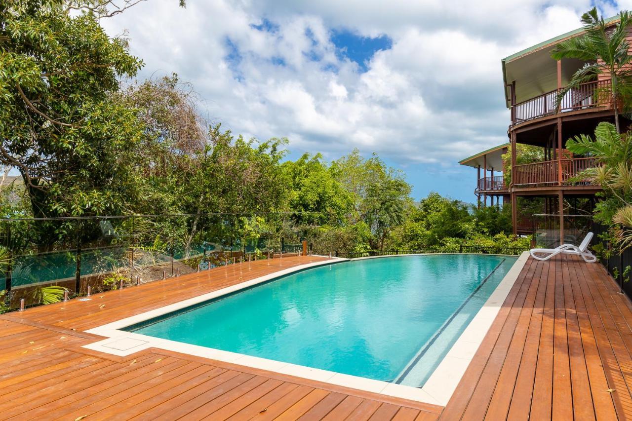 Casuarina Cove Apartments Hamilton Island Exterior photo
