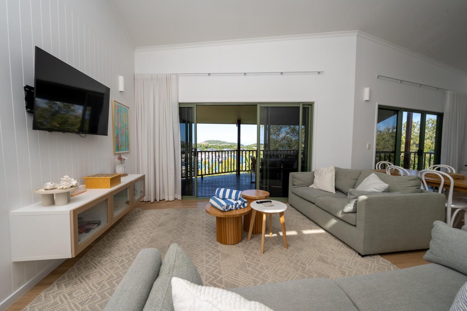 Casuarina Cove Apartments Hamilton Island Exterior photo