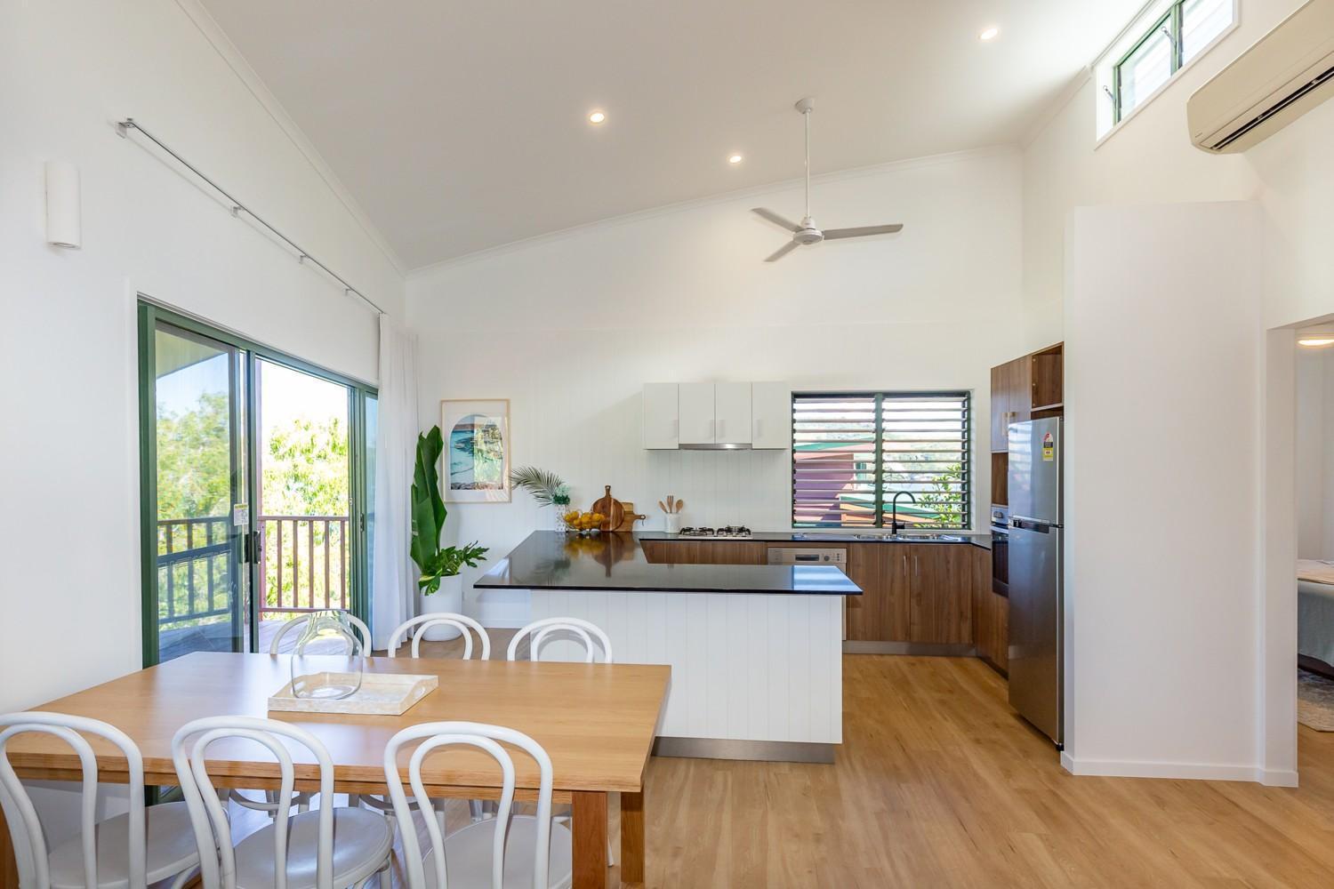 Casuarina Cove Apartments Hamilton Island Exterior photo