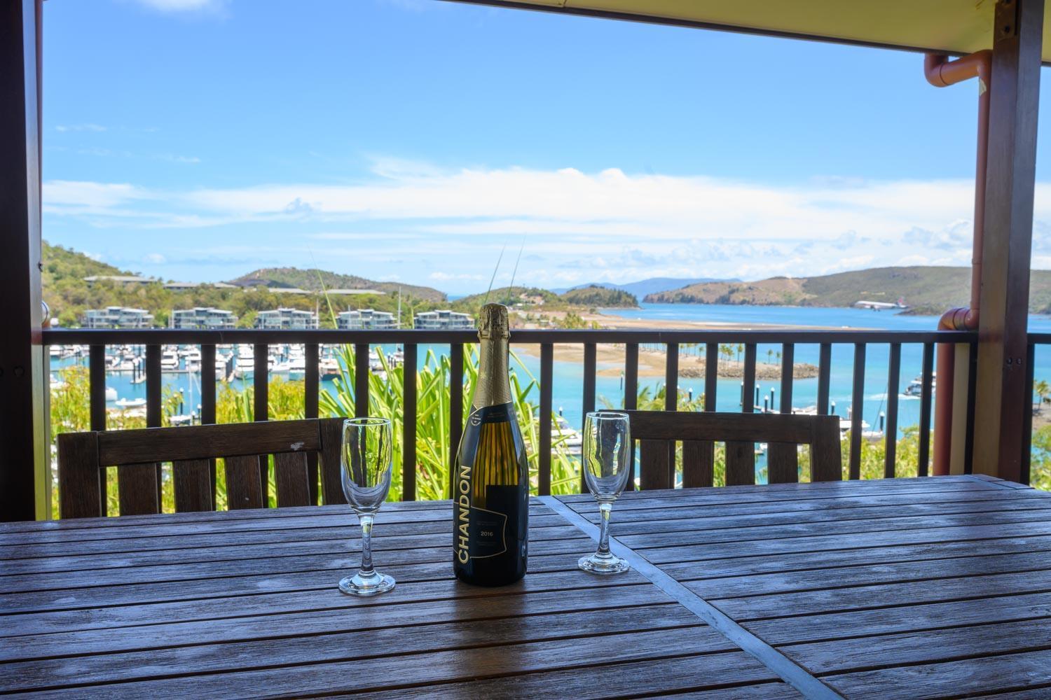 Casuarina Cove Apartments Hamilton Island Exterior photo